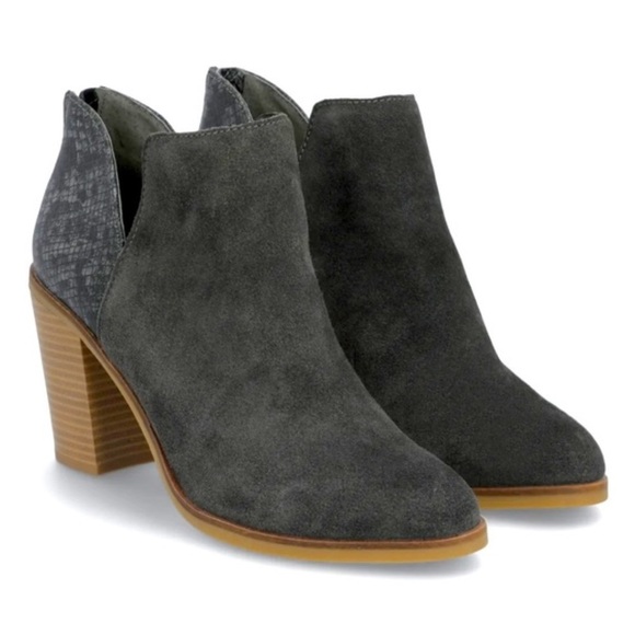 Dolce Vita DV8 Shai Mixed Material
Heeled Dark Gray Bootie Boots Shoes - Picture 1 of 16
